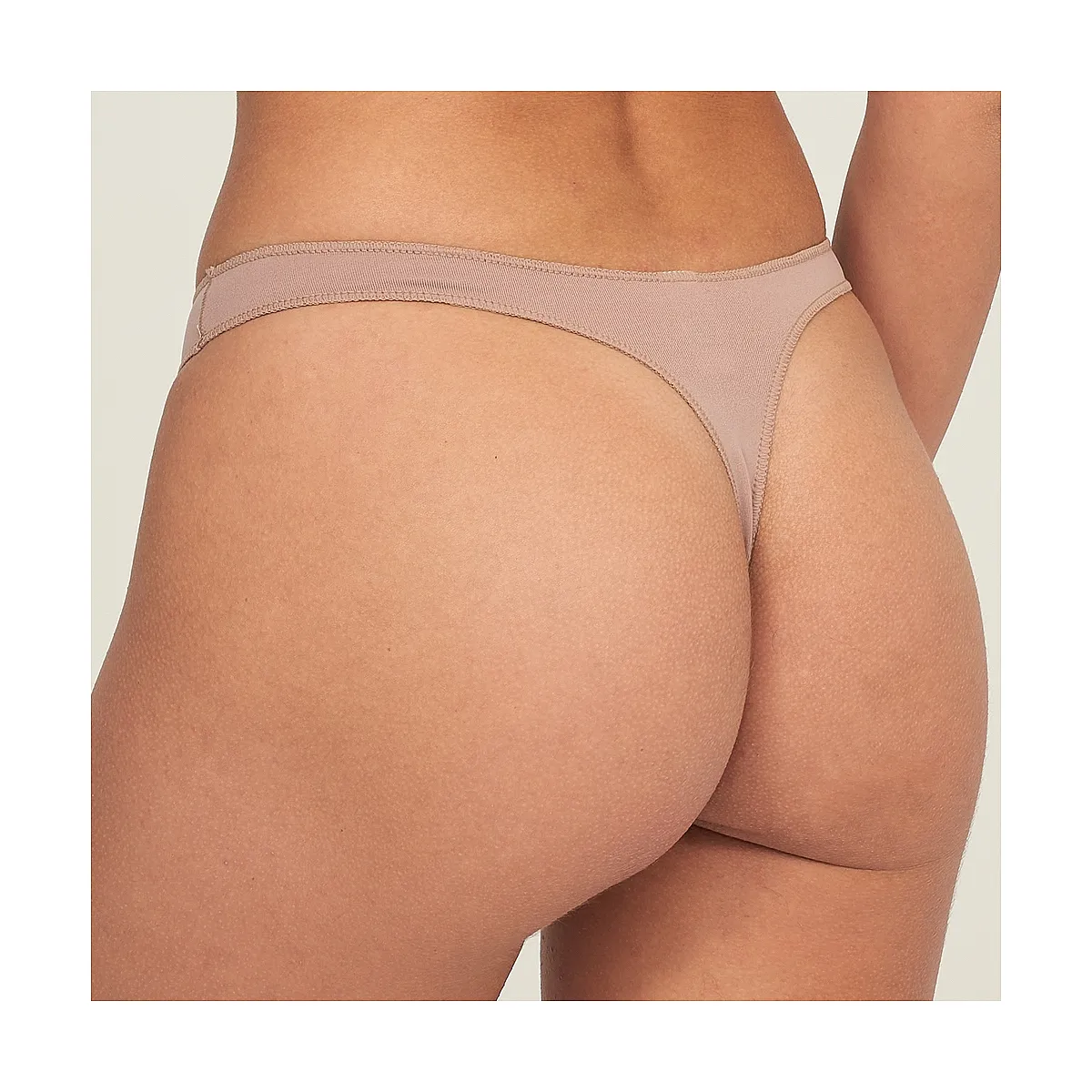 5763 TANGA INVISIBLE