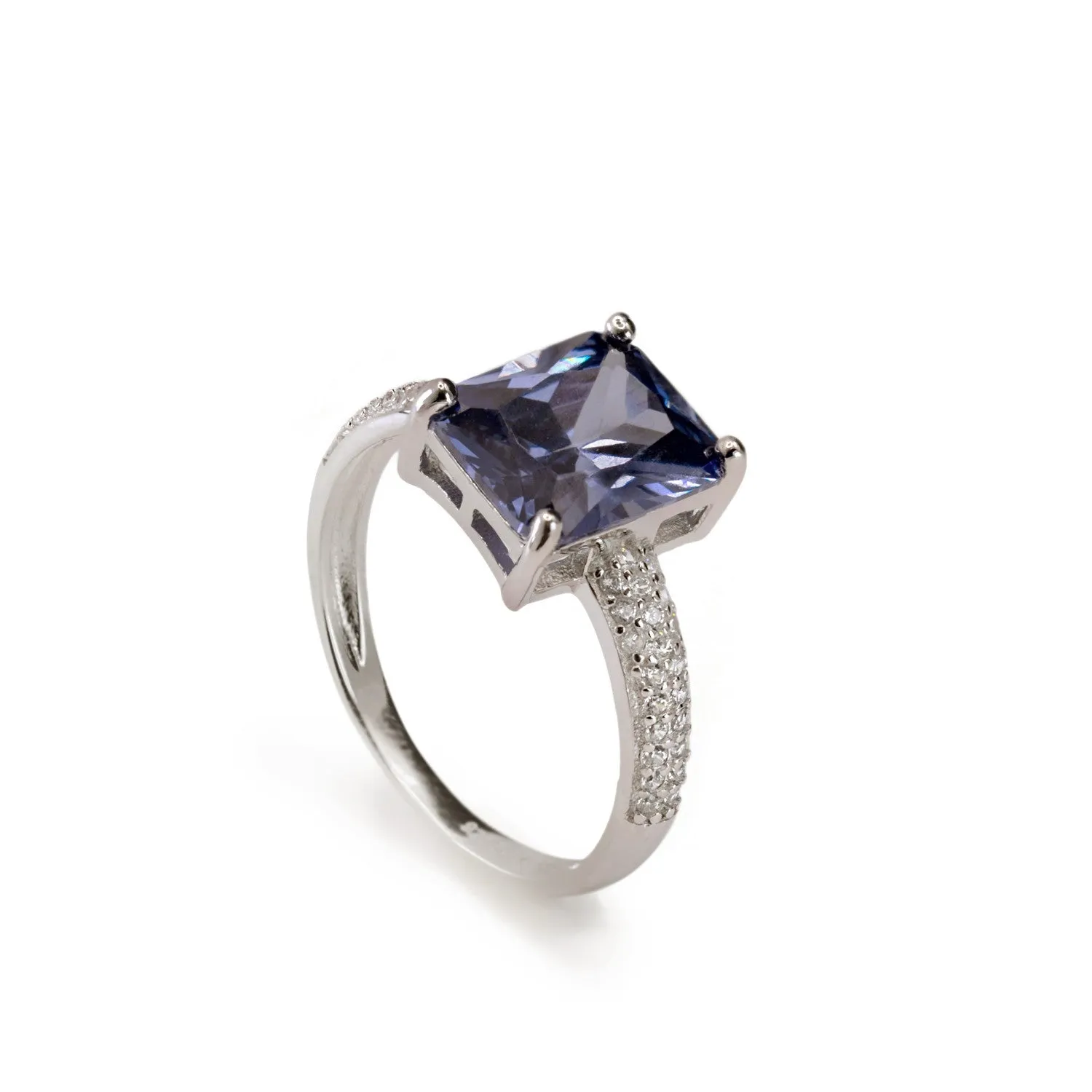 Anillos con piedras de plata talla princesa en tono azurita y circonitas