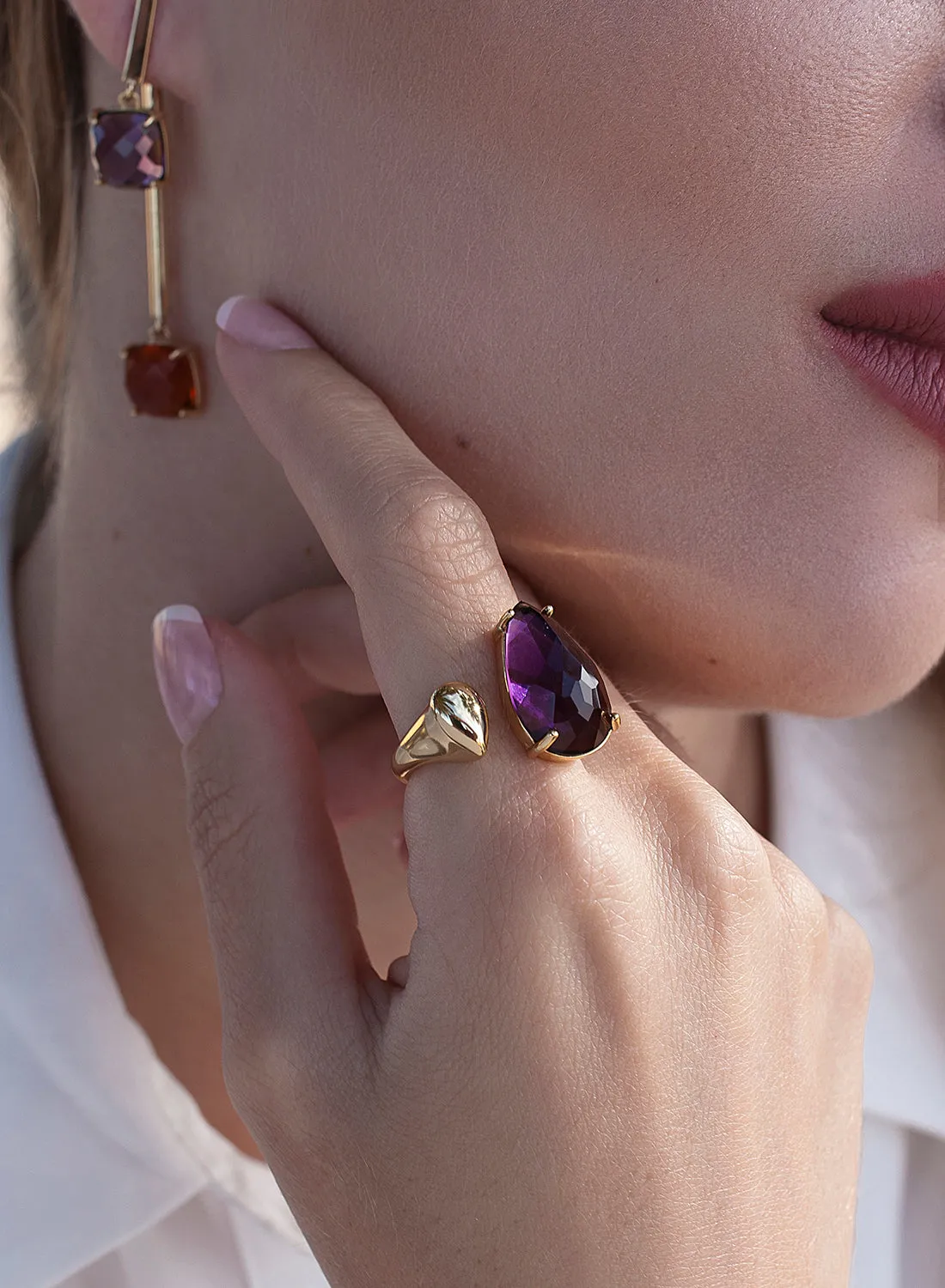 Anillos con piedras diseo de cuarzo adamantino zafiro