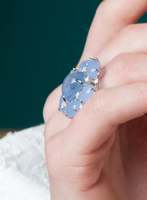 Anillos con piedras diseo de flor en tonos azules