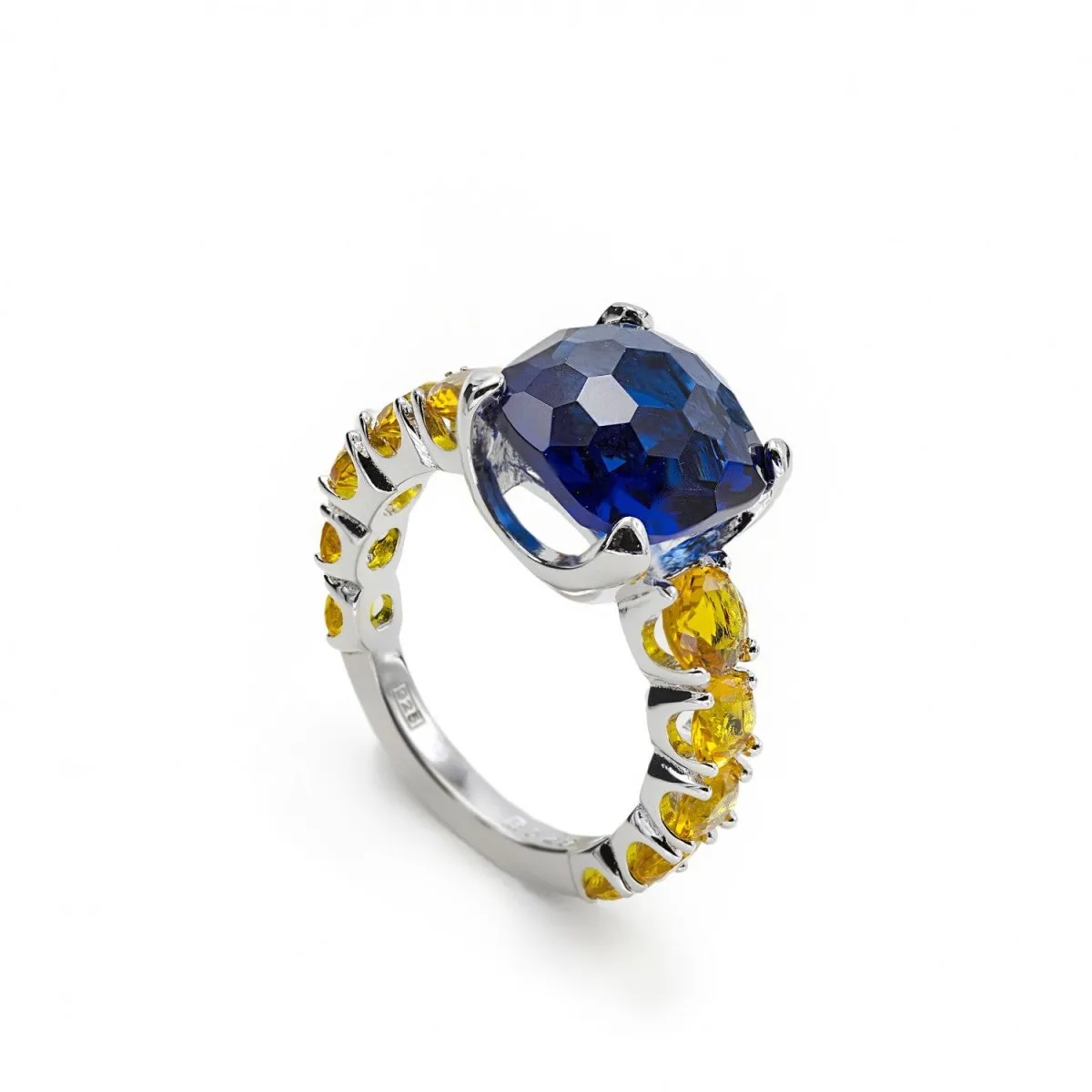 Anillos con piedras en plata cuarzo adamantino azul