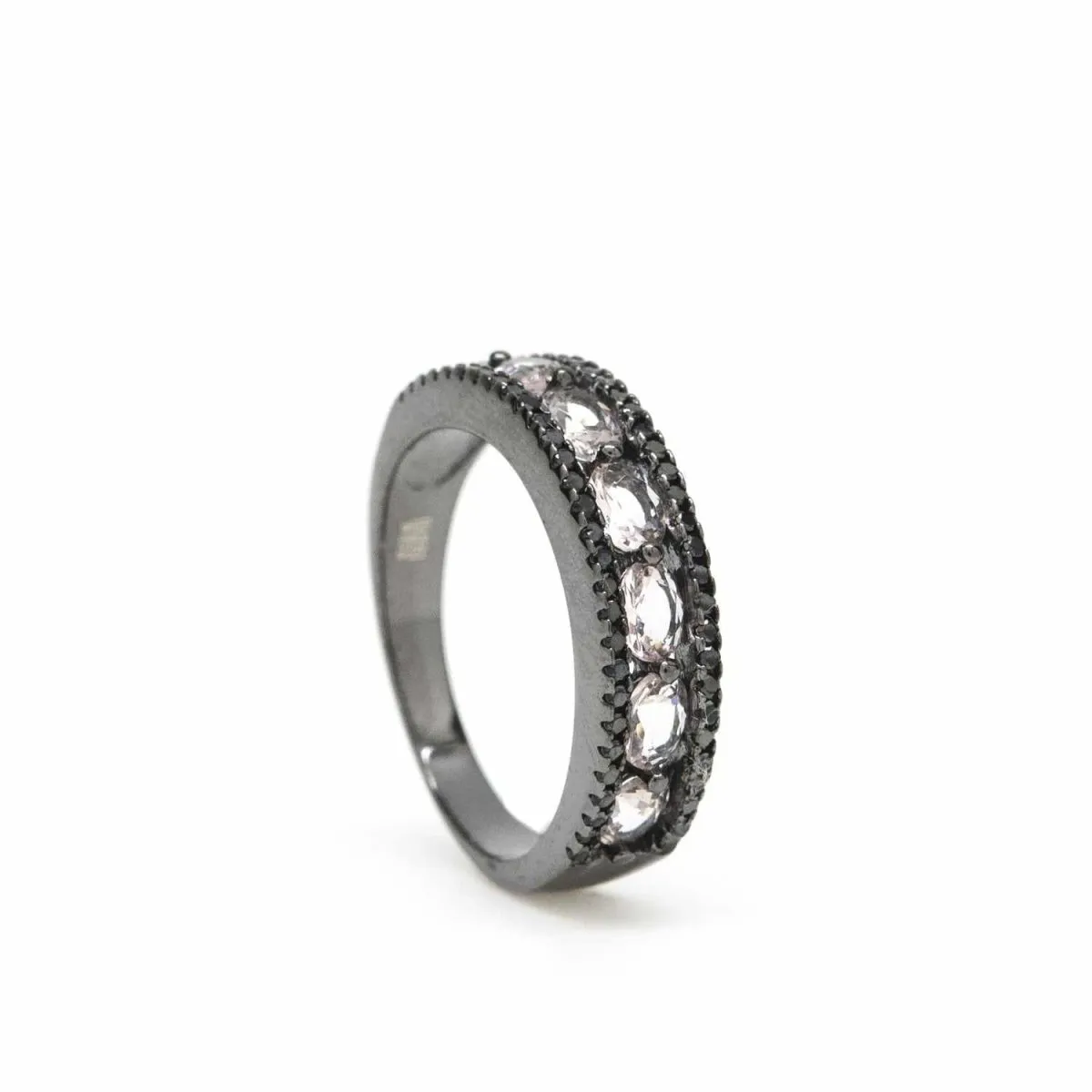 Anillos con piedras rosadas diseo carriles con circonitas