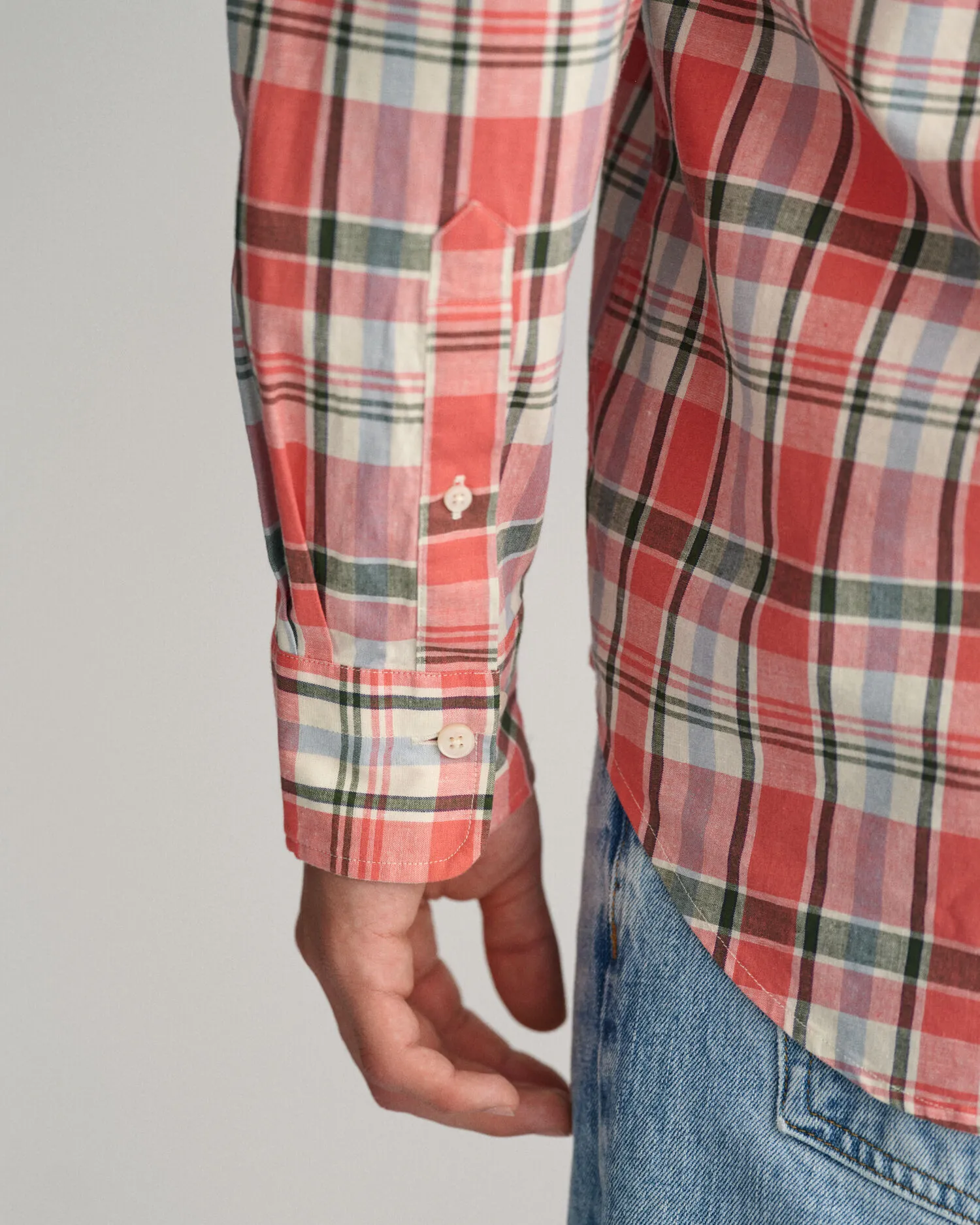 Camisa Regular Fit de lino y algodón a cuadros