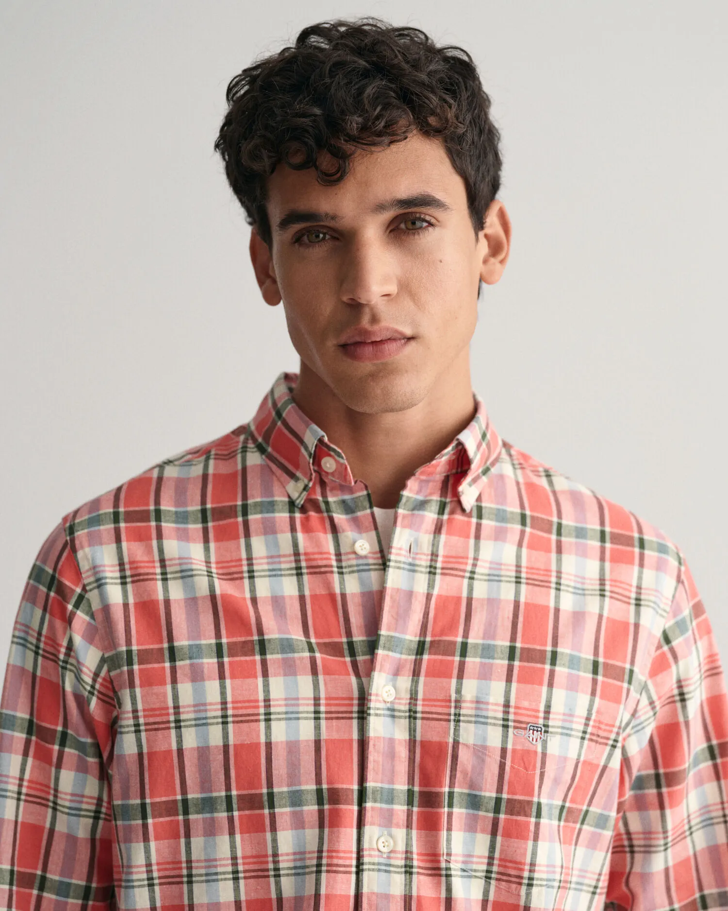 Camisa Regular Fit de lino y algodón a cuadros