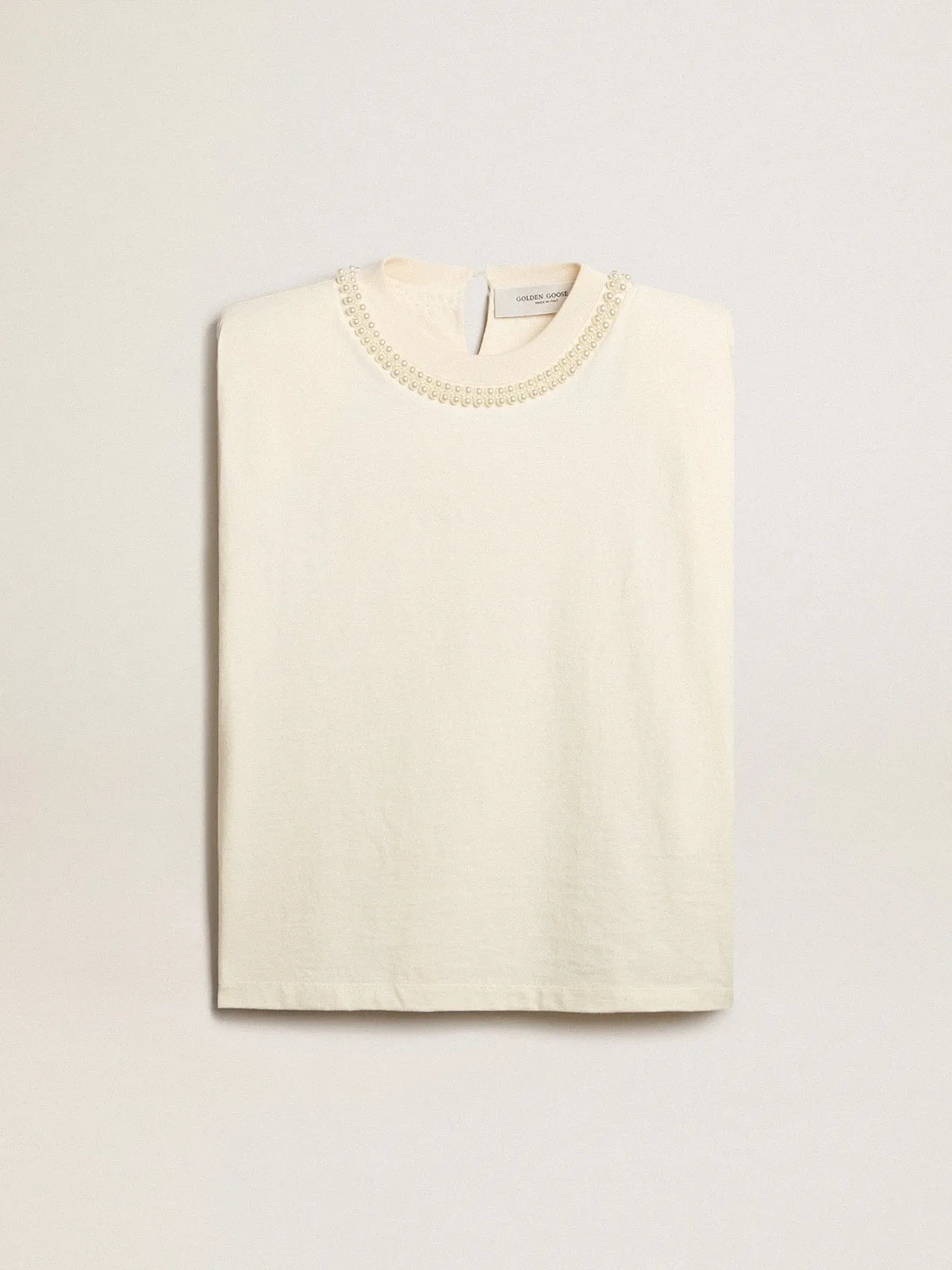 Camiseta sin mangas color blanco envejecido con bordado de perlas