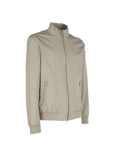 Chaqueta para hombre GEOX: Elegancia funcional y estilo versátil.