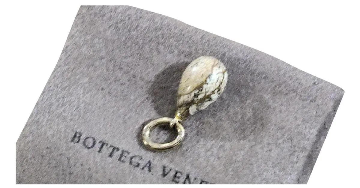 Colgante de piedras preciosas de Bottega Veneta Beige Marrón claro 