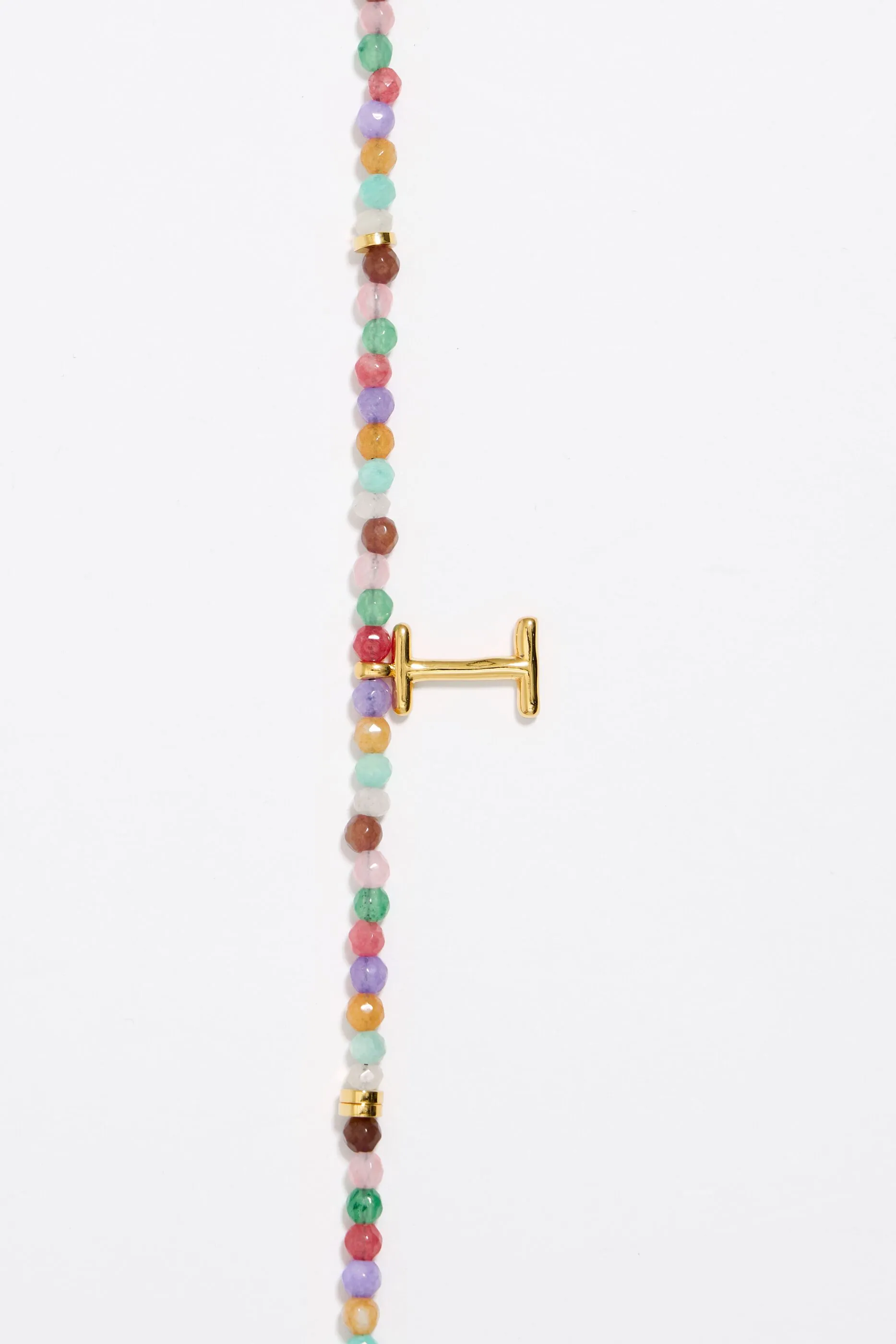 Collar letra I piedras multicolores