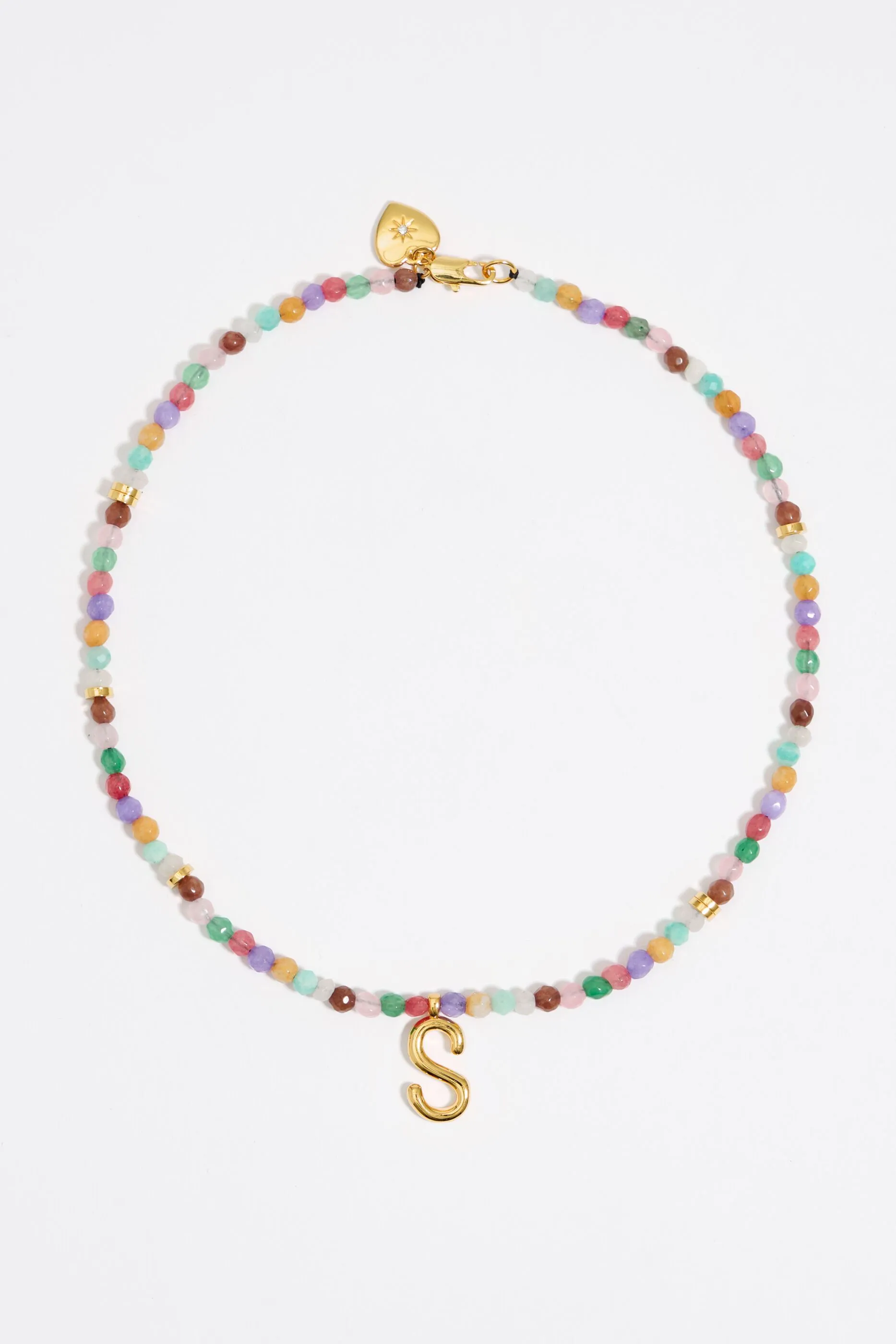 Collar letra S piedras multicolores