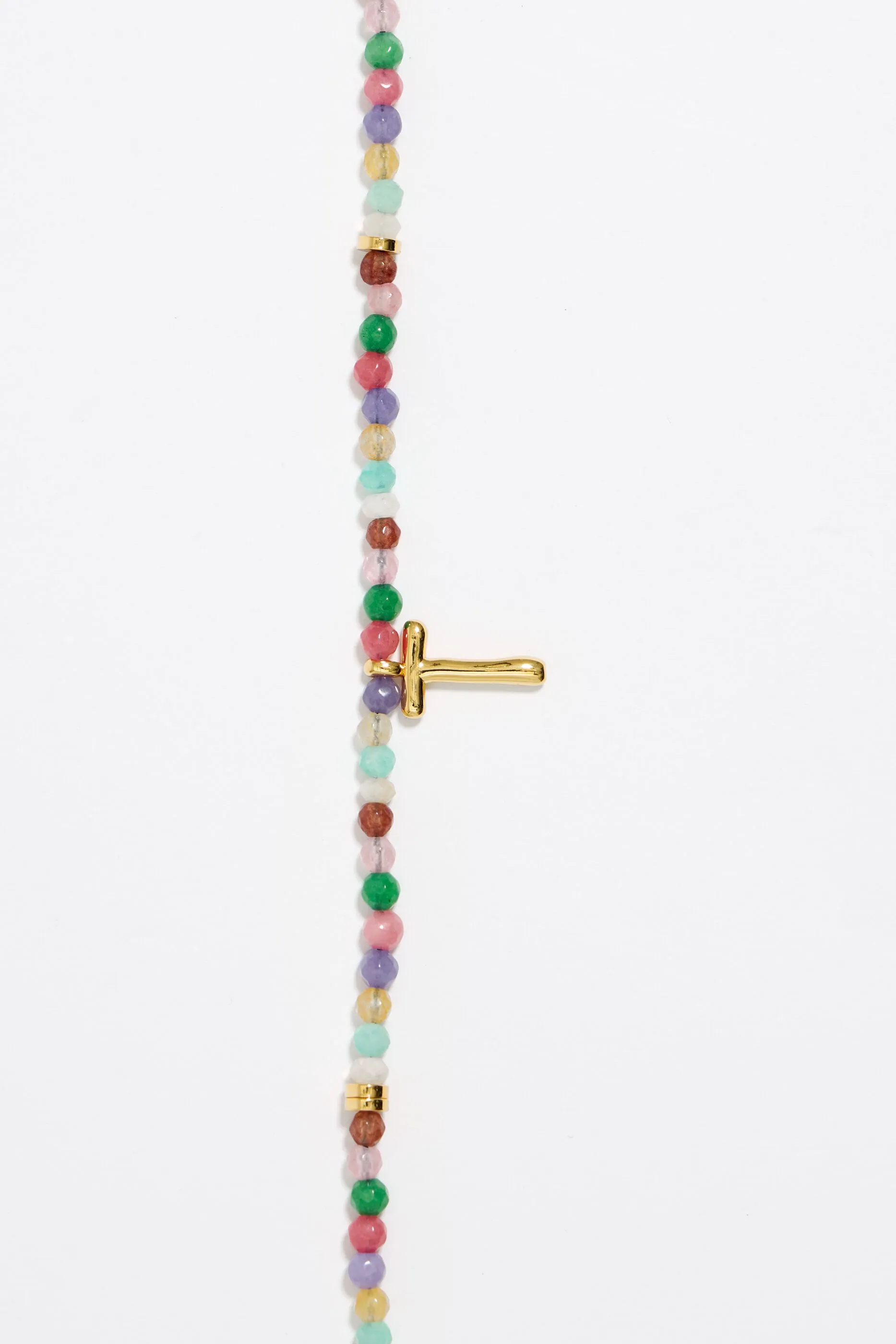 Collar letra T piedras multicolores
