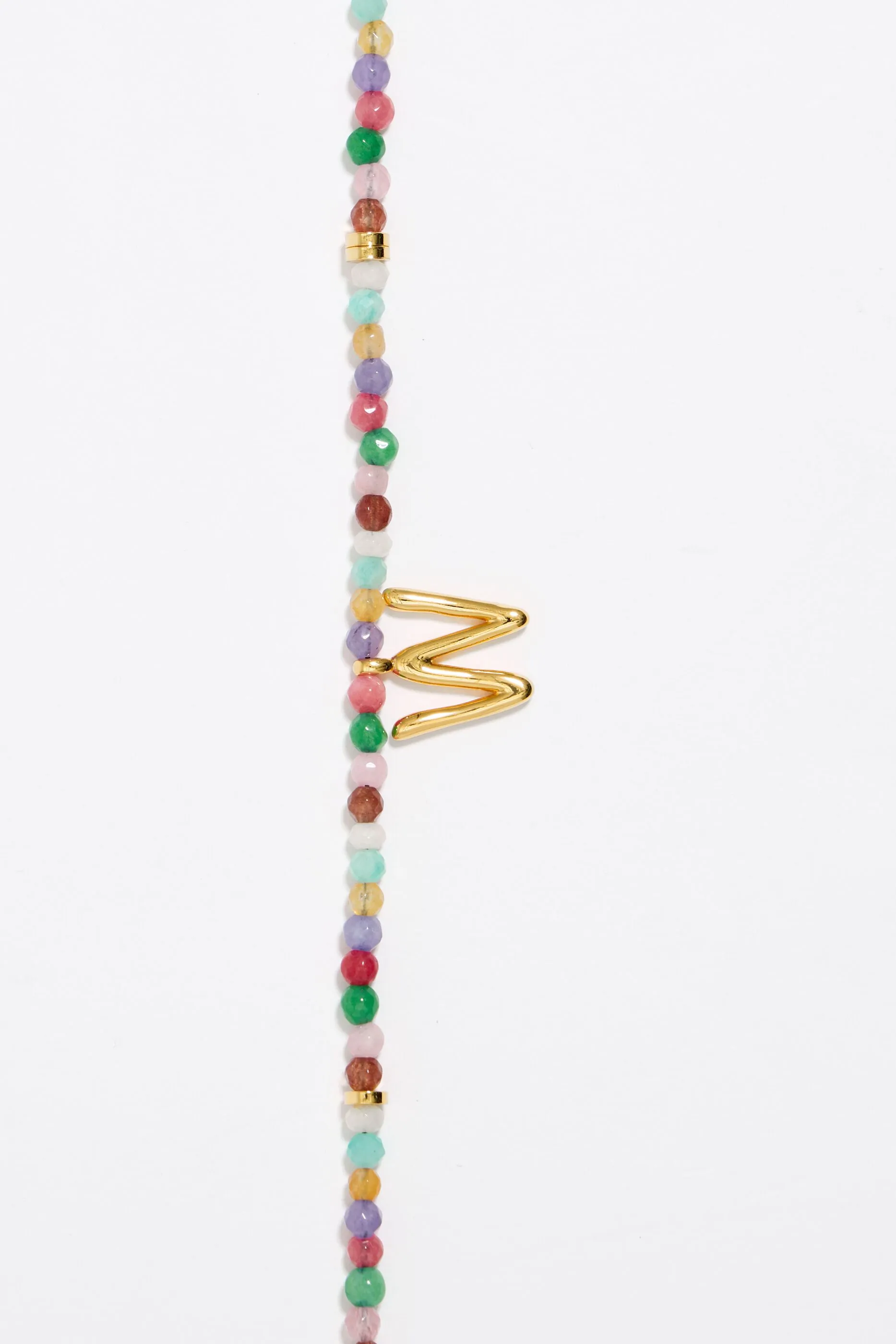 Collar letra W piedras multicolores
