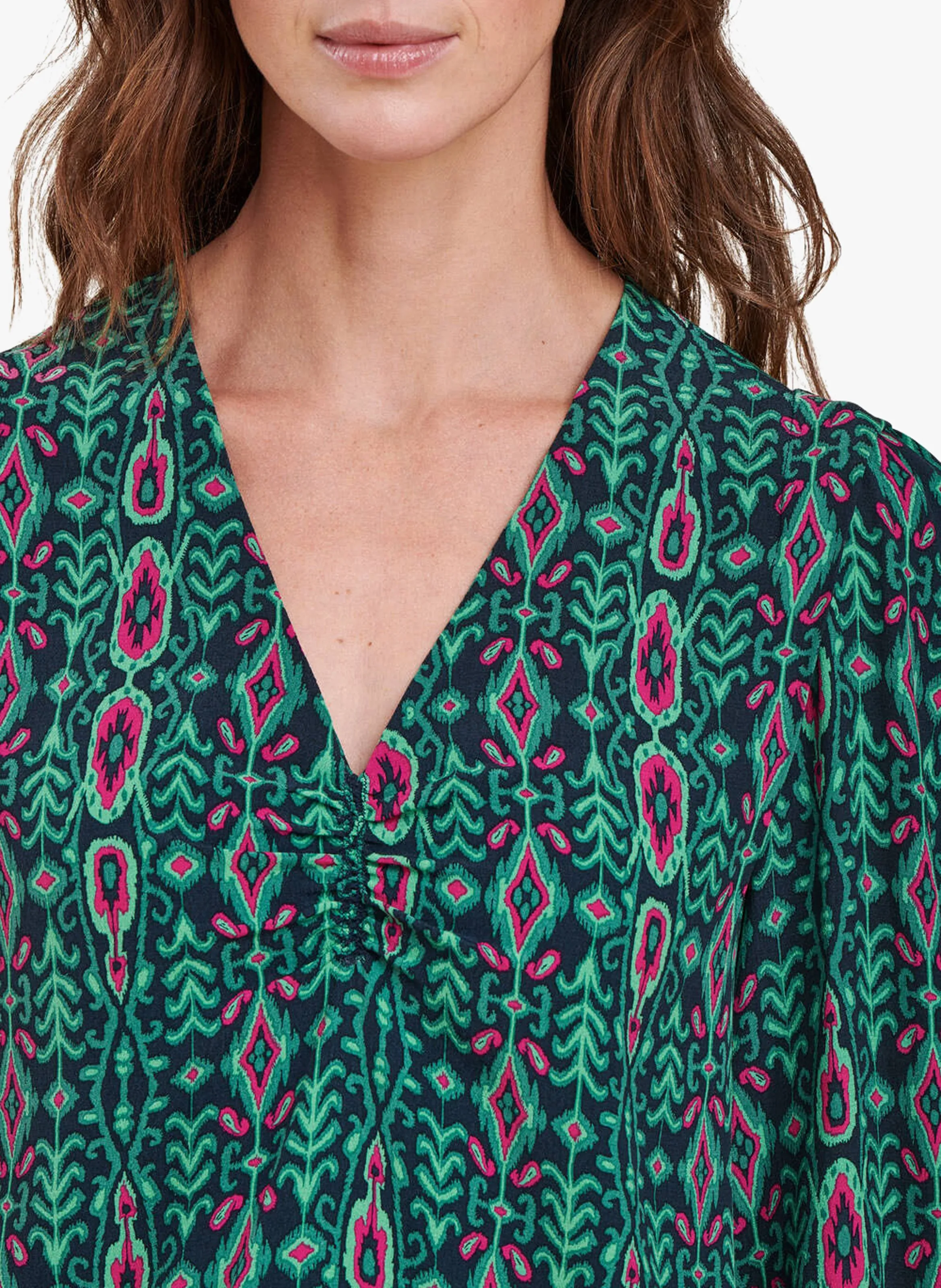 LA FEE MARABOUTEE Top holgado con cuello de pico estampado en verde