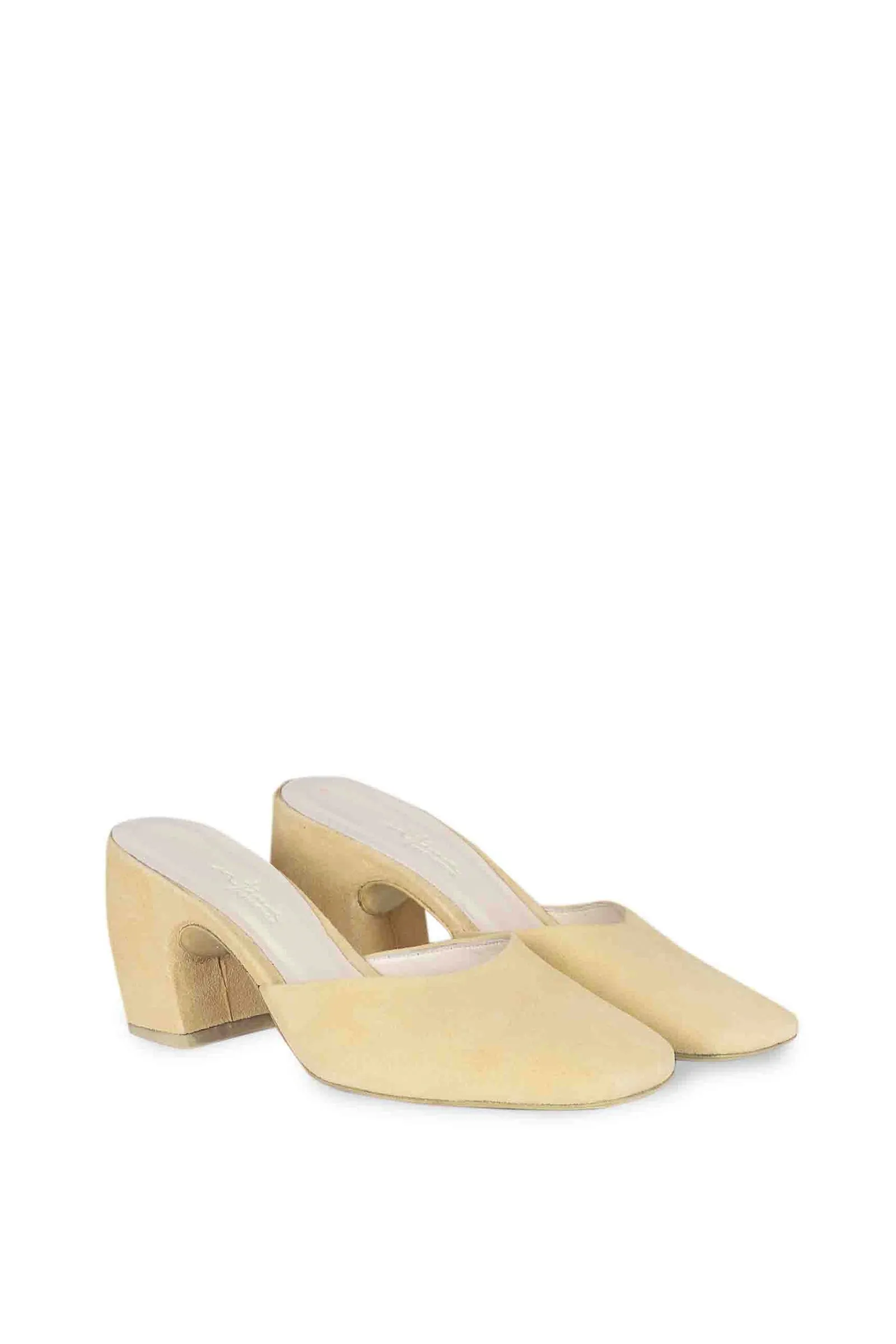 Luna, mule in light yellow suede