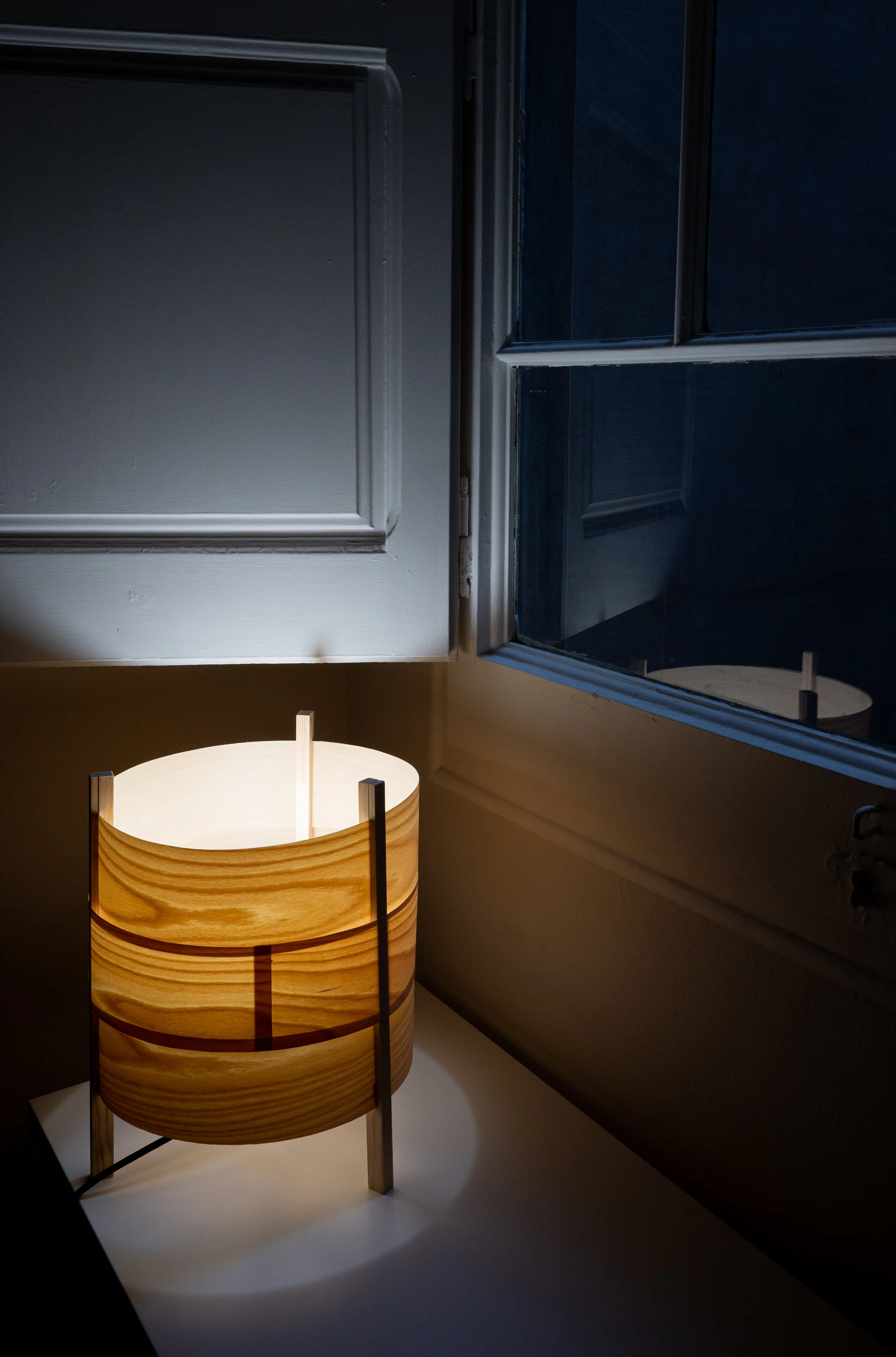 Lámpara Concéntrica de madera de Haya