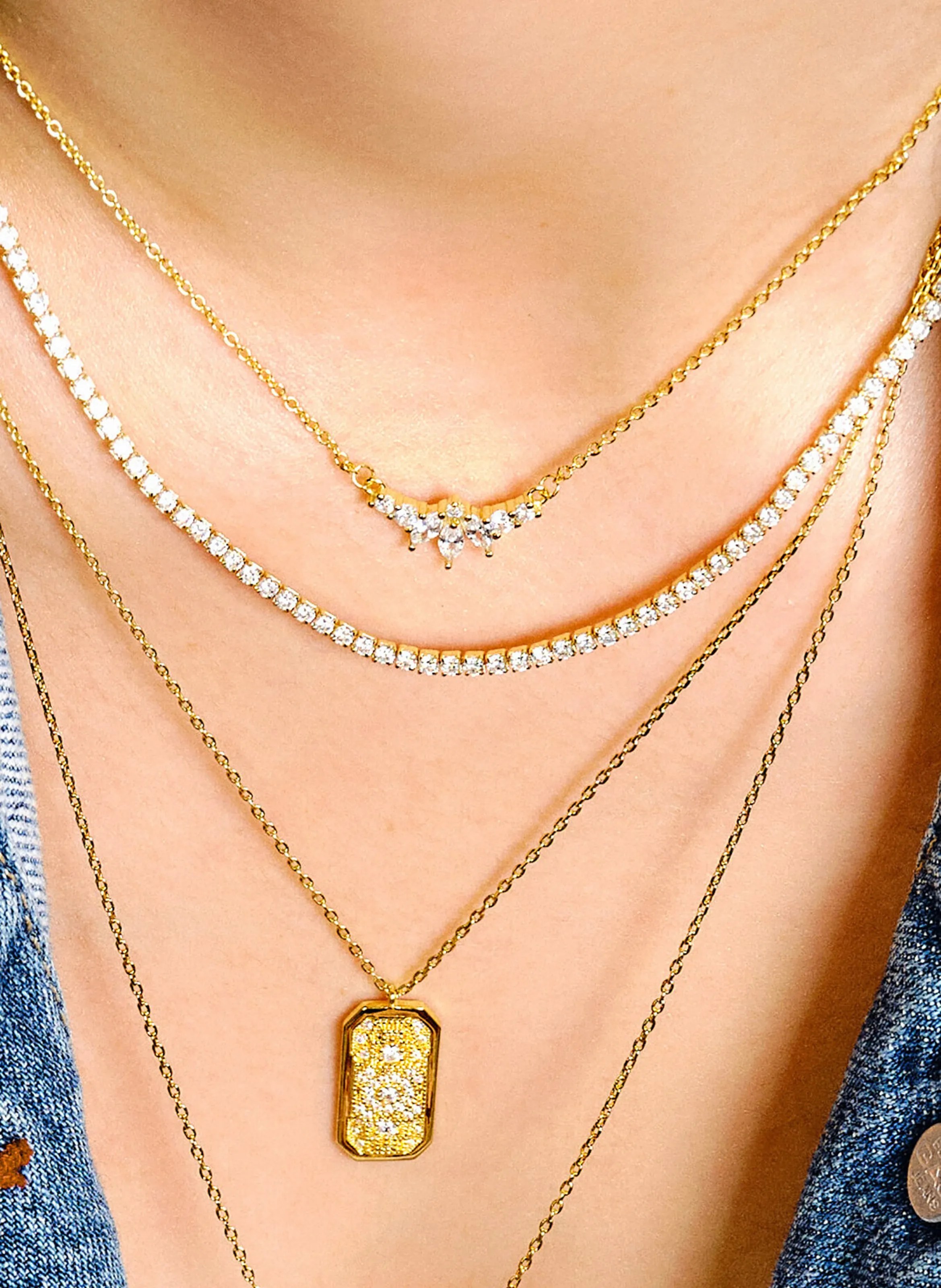 MYA BAY HIMALAYA  COLLAR DE LATóN DORADO CON PIEDRAS FINAS ENGARZADAS EN DORADO
