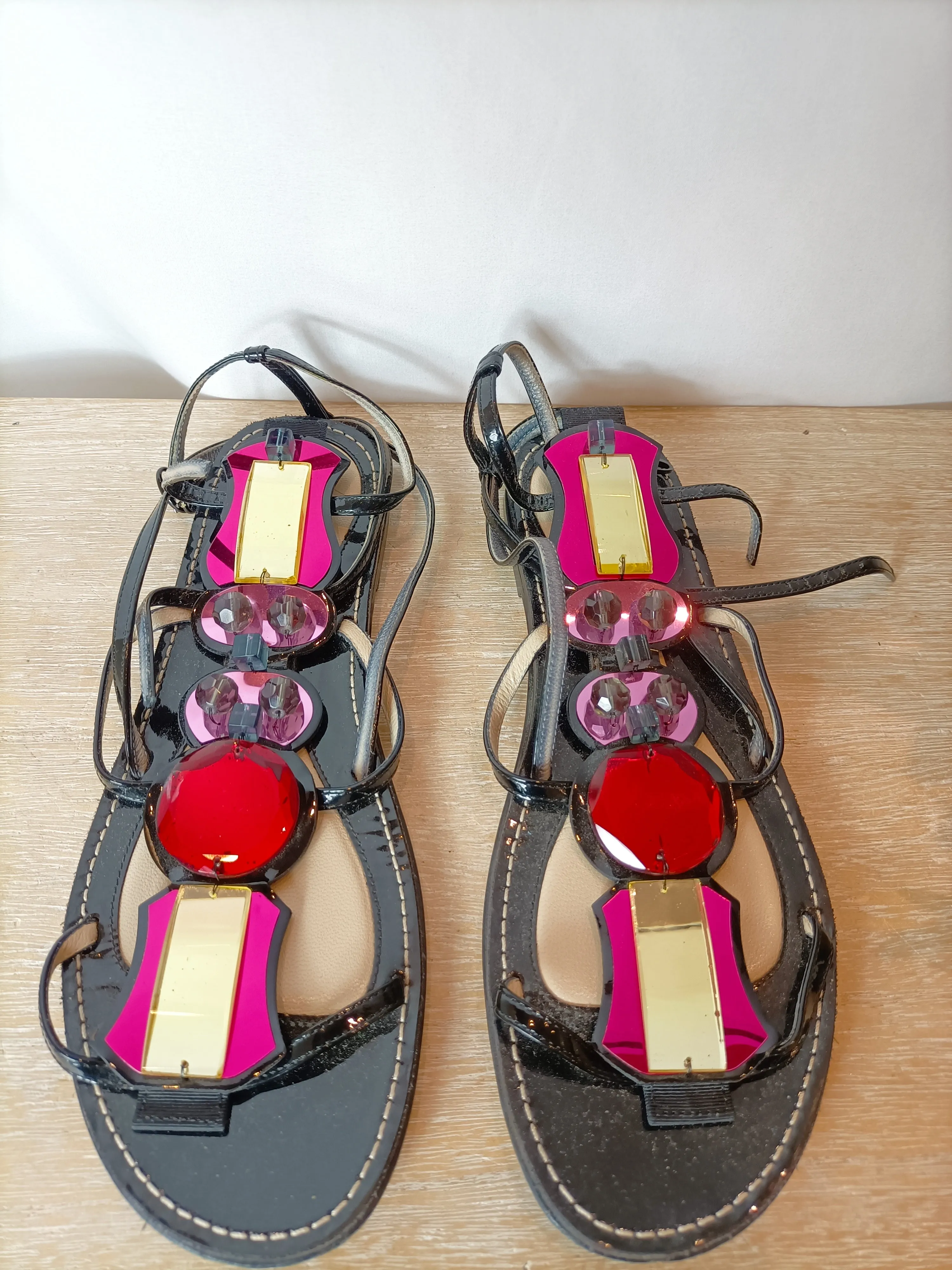 OUTLET. SAINT LAUREN. Sandalias negras piedras. T 37.5