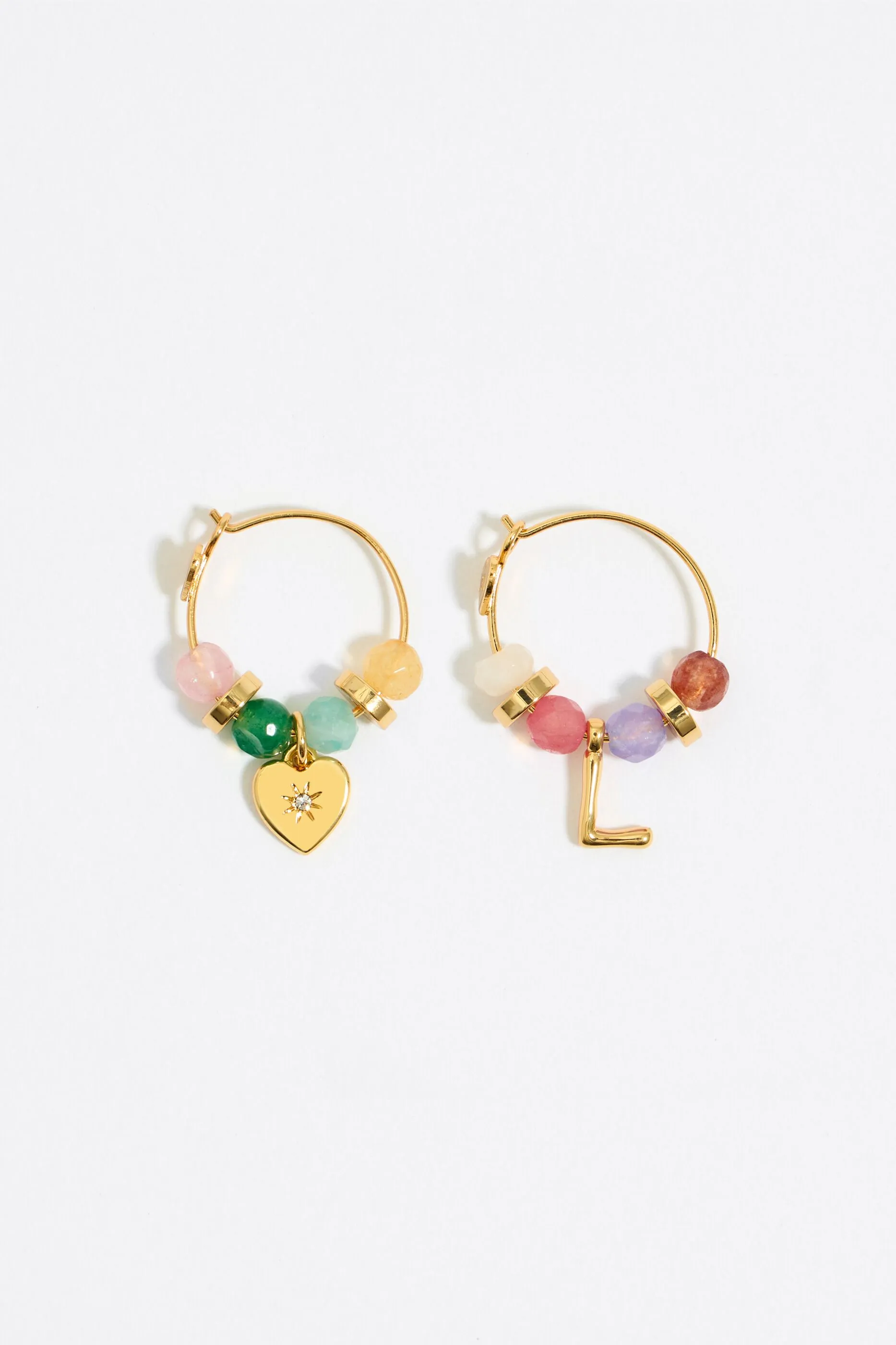 Pendientes letra L piedras multicolores
