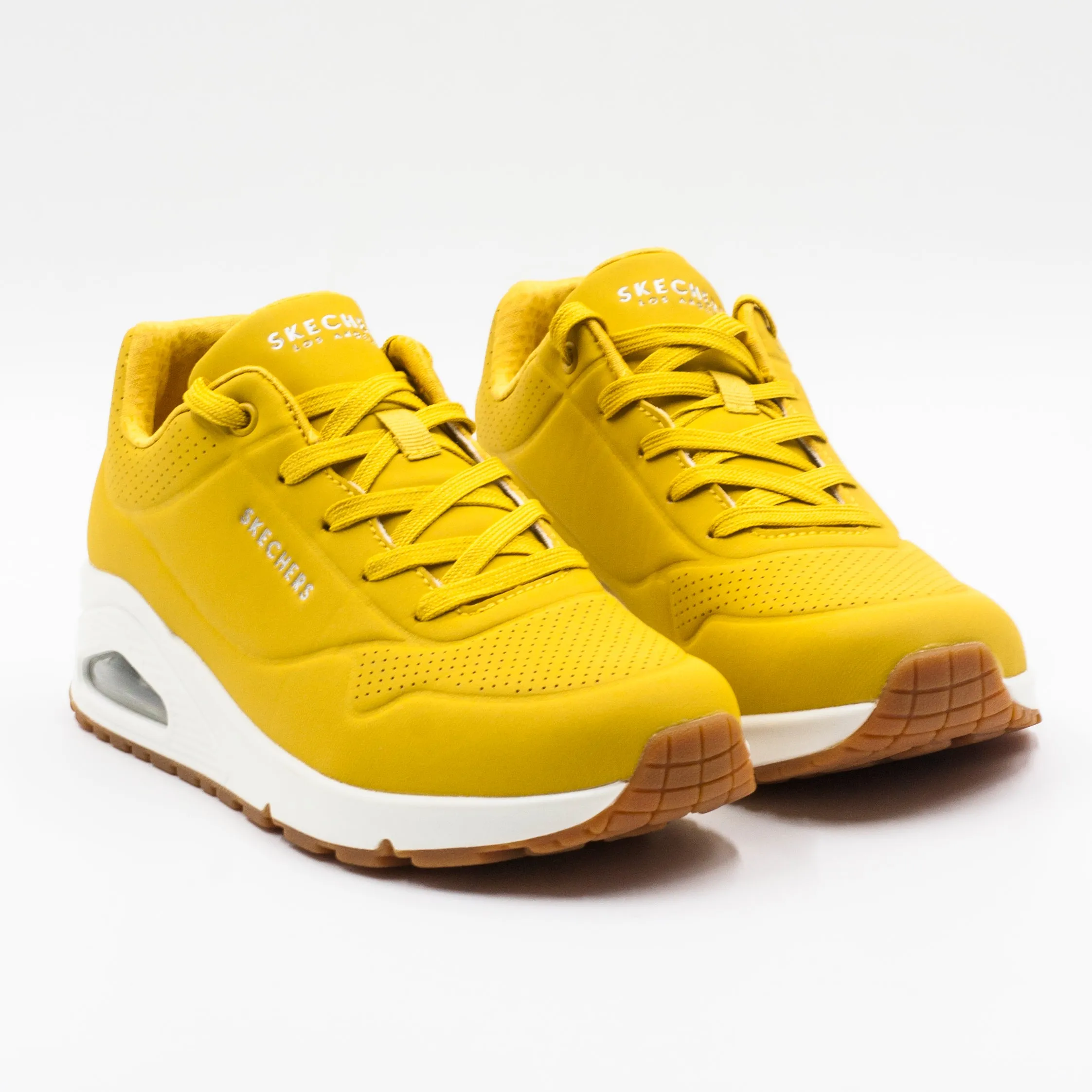 Skechers UNO STAND ON AIR Color Amarillo