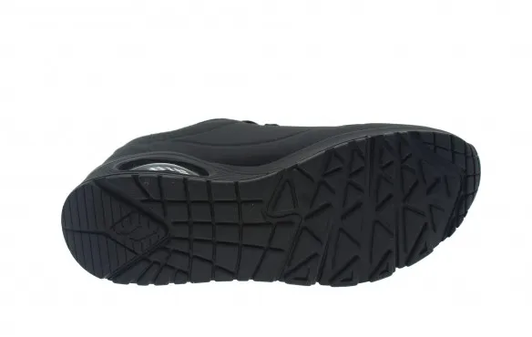 SKECHERS UNO STAND ON AIR MUJER