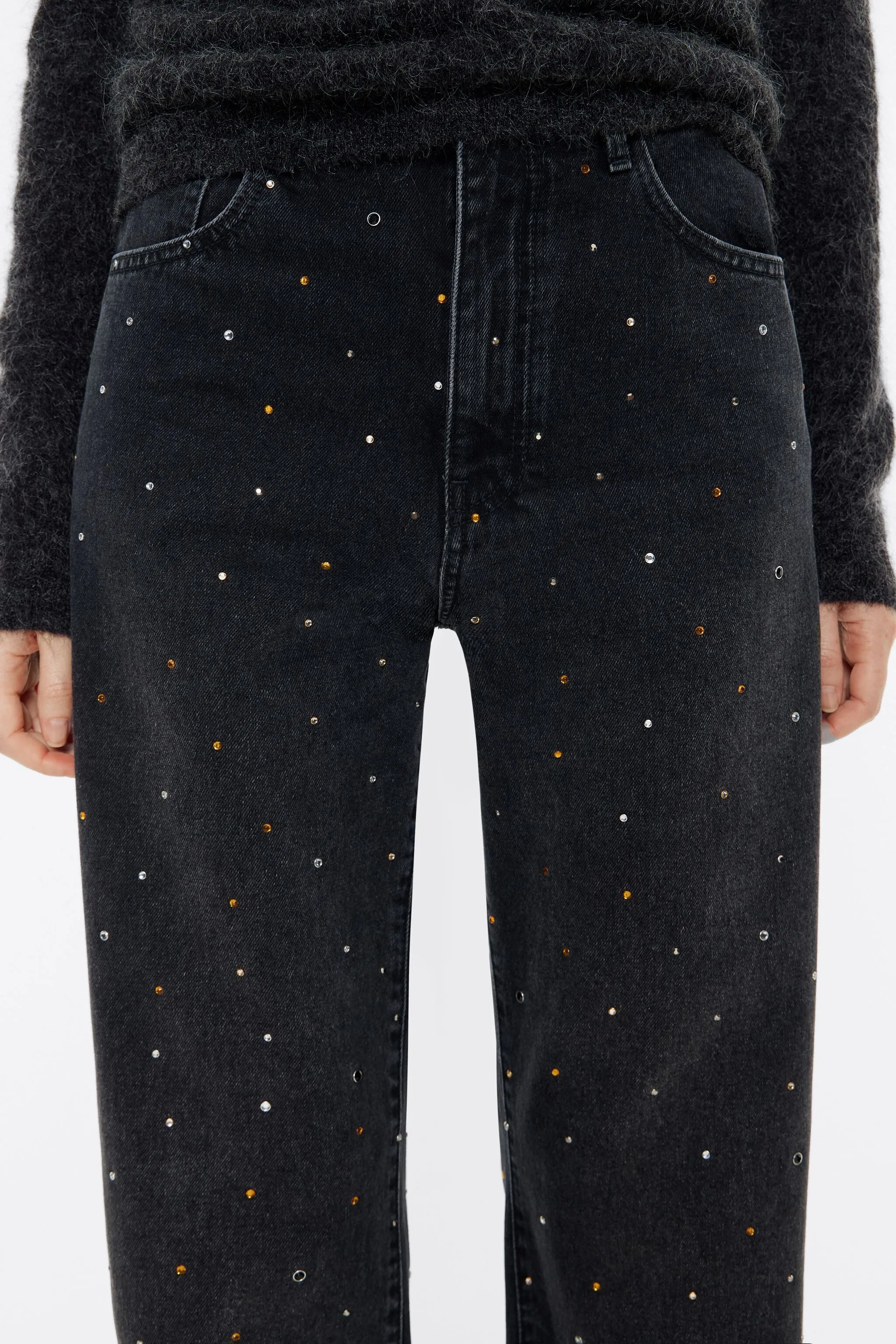 STRAIGHT CROPPED  VAQUERO PIEDRAS NEGRO
